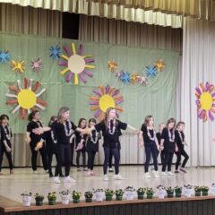 Tanzauftritt der Dance-Girls beim Leimener Seniorenfrühling