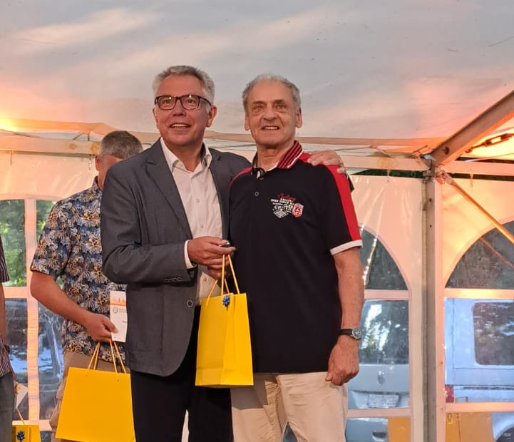 Ehrung für Günther Feldmann für das 35. Sportabzeichen in Gold