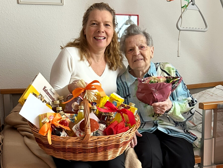 Ehrenmitglied Martha Pfahler zum 100. Geburtstag