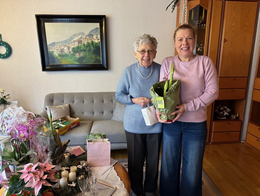 Herzlichen Glückwunsch zum 90. Geburtstag - Sieglinde Kletti